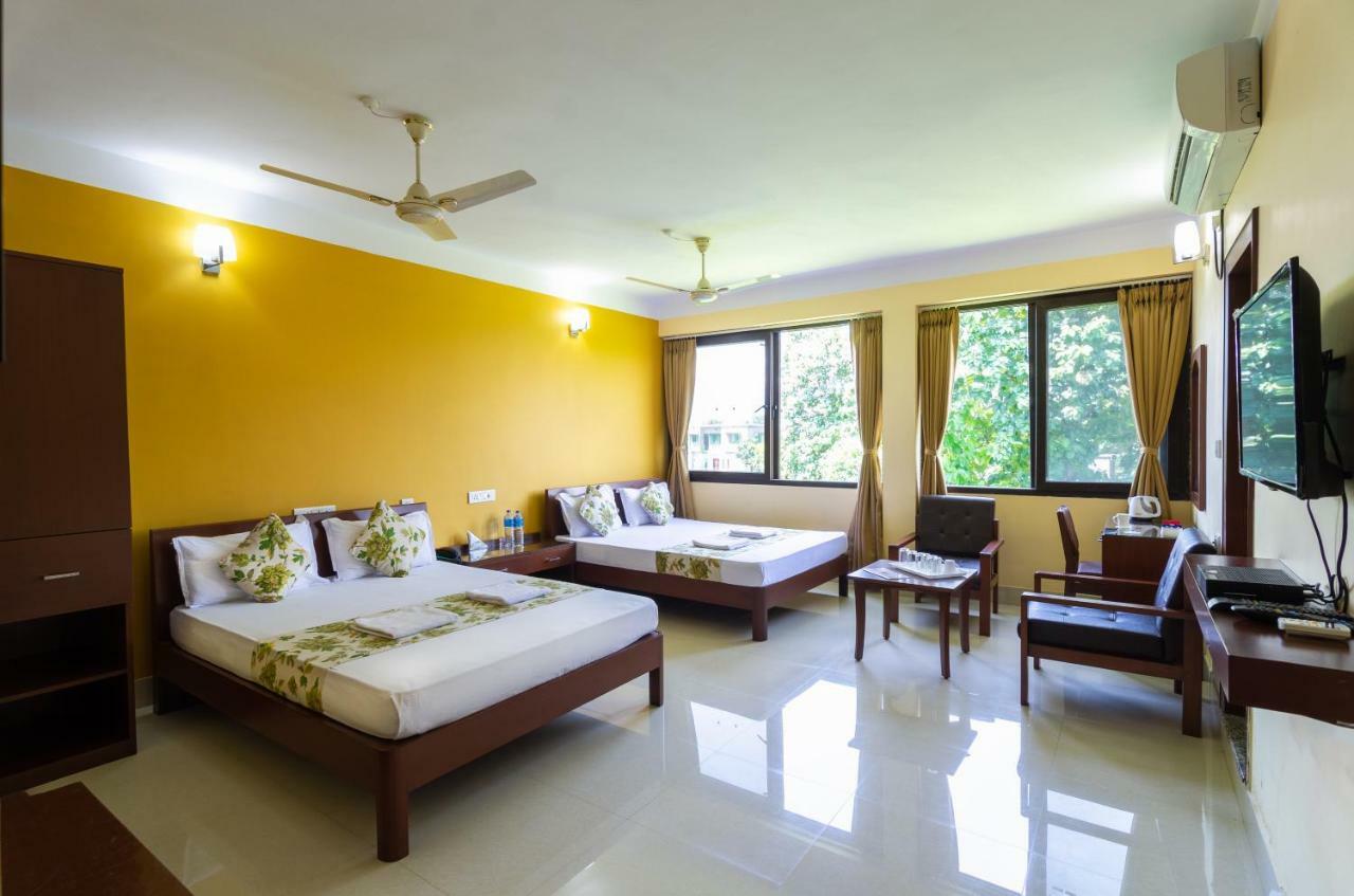 Yaksha Holiday Home Siliguri Exterior photo